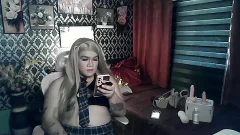 thaliafoxyummy online show from 03-04-25, 05:42