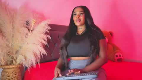 thalyanna_ebony online show from 05-10-26, 04:06