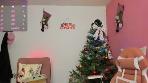 thamara_cooper_ online show from 12-19-24, 09:49