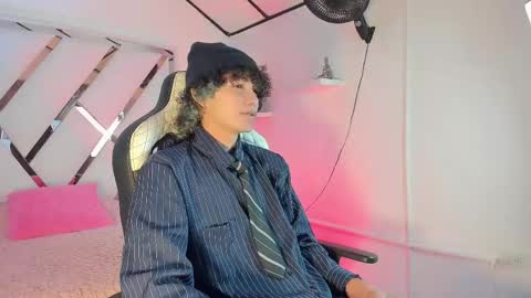 Snapshot of thanier_18 chatting on 05-21-26, 07:21 thanier_18 online show from 05-21-26, 07:21