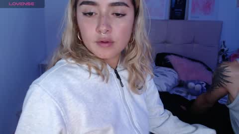   online show from 04-02-26, 04:43