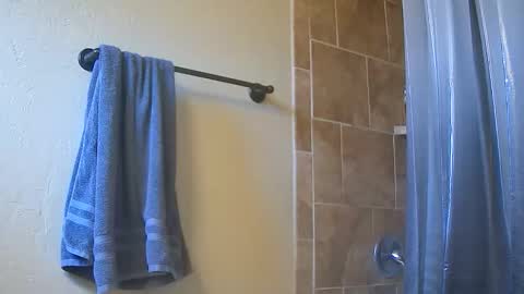 That guy  follow on X online show from 12-18-25, 08:04