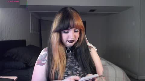 Snapshot of thatwitch710 chatting on 03-27-26, 05:13 Thatwitch710 online show from 03-27-26, 05:13