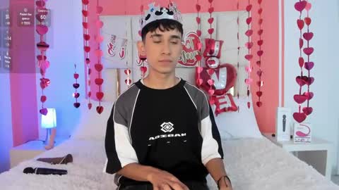 Thayler  online show from 02-07-25, 11:23