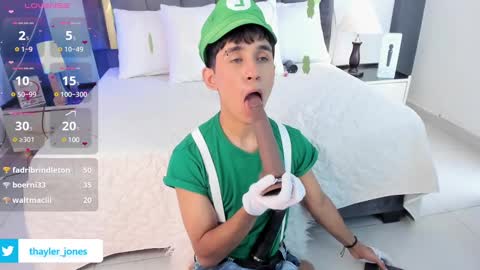 Thayler  online show from 03-09-25, 02:43