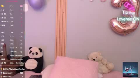 THAYSSA ROSS online show from 04-29-26, 06:36