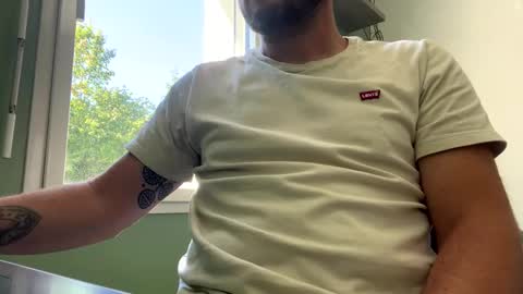 Snapshot of thco chatting on 09-30-25, 11:37 thco online show from 09-30-25, 11:37