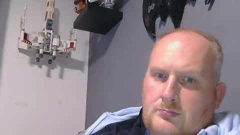 Snapshot of the007146368 chatting on 11-14-25, 01:54 the007146368 online show from 11-14-25, 01:54