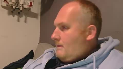 Snapshot of the007146368 chatting on 11-20-25, 07:57 the007146368 online show from 11-20-25, 07:57