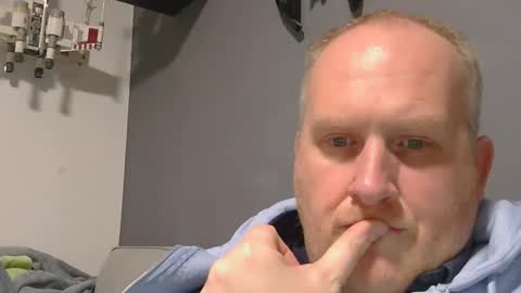 Snapshot of the007146368 chatting on 12-03-25, 02:26 the007146368 online show from 12-03-25, 02:26