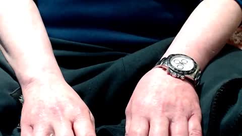 Snapshot of the1pocketrocket chatting on 01-05-25, 12:52 the1pocketrocket online show from 01-05-25, 12:52