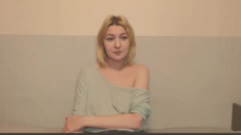 Eva online show from 11-25-25, 11:16