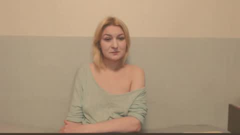 Eva online show from 02-18-26, 03:52