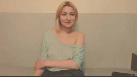 Eva online show from 06-18-26, 10:14