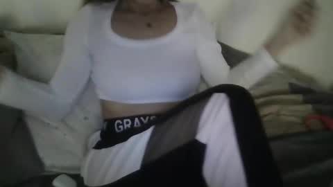 the crazy travellers online show from 11-15-25, 07:49