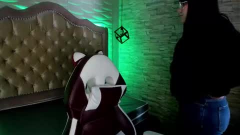 i am Cat  online show from 02-14-25, 04:41