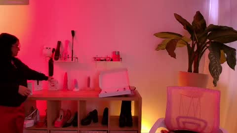 i am Cat  online show from 11-17-25, 06:03