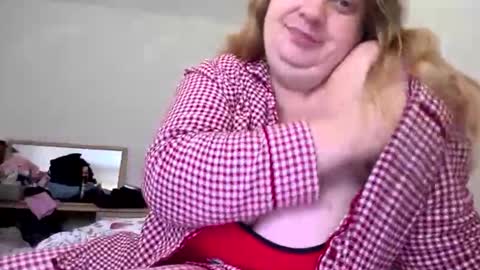 Anubis online show from 10-27-25, 02:32