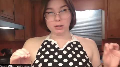 MATERNITY LEAVE  online show from 01-16-26, 01:20