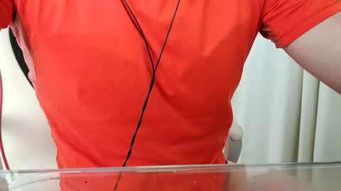 Snapshot of the_hard_baguette chatting on 02-17-26, 01:40 La Baguette dure online show from 02-17-26, 01:40