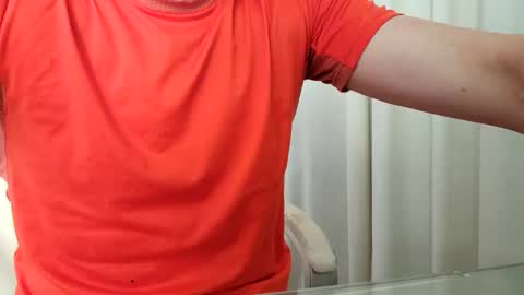 Snapshot of the_hard_baguette chatting on 02-23-26, 10:01 La Baguette dure online show from 02-23-26, 10:01