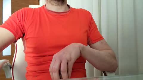 Snapshot of the_hard_baguette chatting on 02-24-26, 12:14 La Baguette dure online show from 02-24-26, 12:14