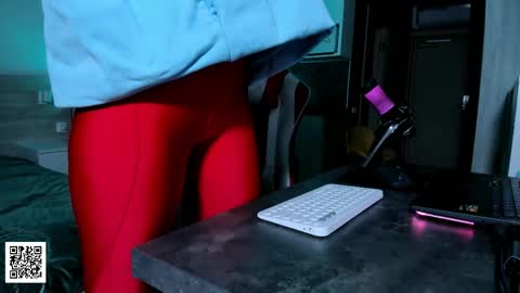 Snapshot of the_inamorata chatting on 04-29-26, 10:16 Goddess Misha online show from 04-29-26, 10:16