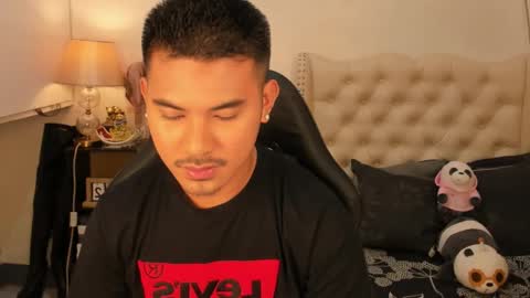 Snapshot of the_killian_jones chatting on 09-21-25, 12:51 ken online show from 09-21-25, 12:51