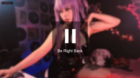 ...  ... online show from 12-18-24, 07:04