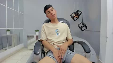   T H E    M A R K   K I N G online show from 09-13-25, 05:24