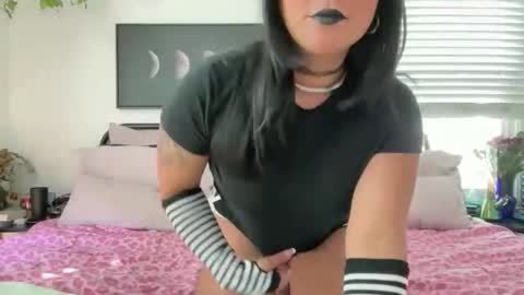 the_pretty_kittyyy online show from 03-04-26, 10:16