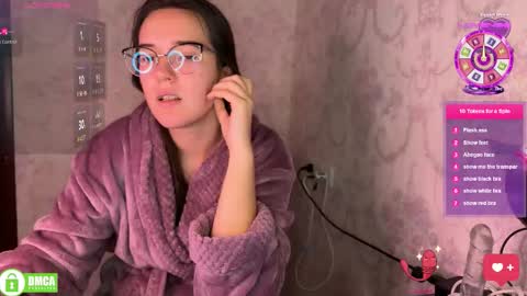 Alice online show from 11-17-25, 11:38