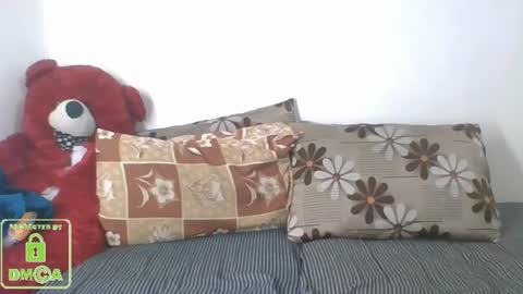 Snapshot of the_right_girl chatting on 01-30-25, 02:47 Suzan Sexy online show from 01-30-25, 02:47