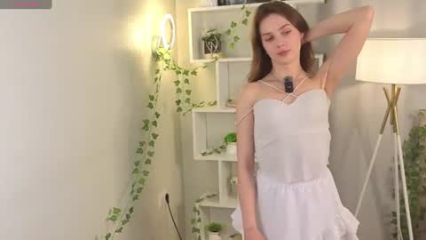 Snapshot of the_truewoman_show chatting on 06-16-26, 03:09 My name is Cynthia and Im very happy to see you in my sweet room online show from 06-16-26, 03:09