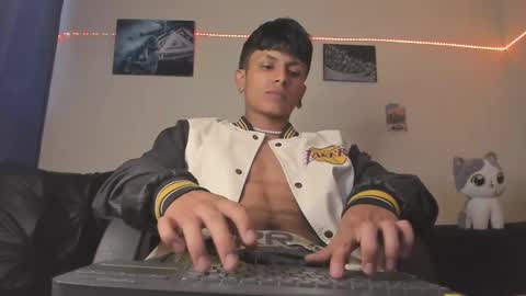 Snapshot of the_weed_guys chatting on 12-11-24, 10:49 Danny online show from 12-11-24, 10:49