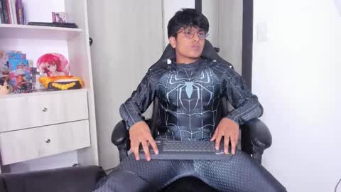 Snapshot of the_weed_guys chatting on 10-31-25, 10:00 Danny online show from 10-31-25, 10:00