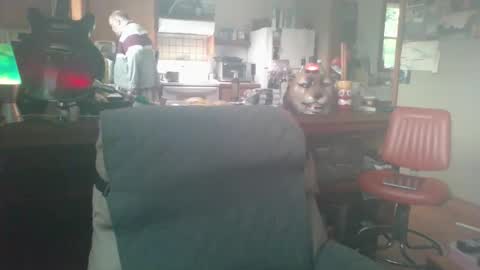 thealiensarecumming online show from 06-09-26, 06:30