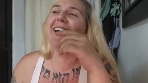 theauroramae -  online show from 03-19-26, 06:17