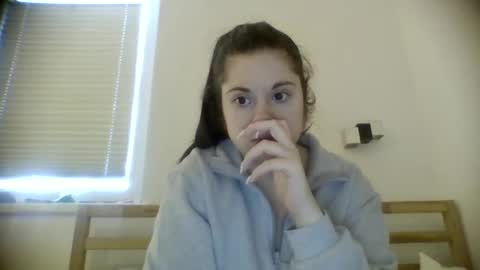 raissa online show from 01-07-25, 01:46