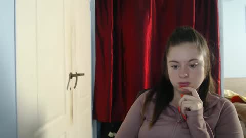 raissa online show from 09-16-25, 08:37