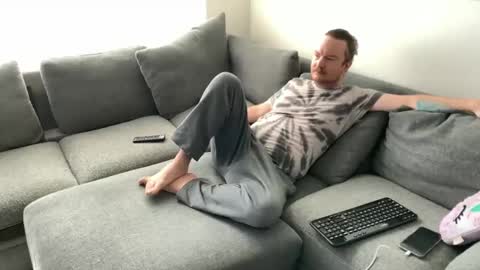 Snapshot of theboysclubfans chatting on 09-17-25, 12:51 theboysclubfans online show from 09-17-25, 12:51