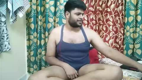 Snapshot of thecuteboyy chatting on 05-01-26, 05:12 thecuteboyy online show from 05-01-26, 05:12
