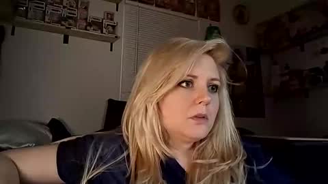 Snapshot of thedancingalien chatting on 05-23-26, 09:24 Kassandra Grant online show from 05-23-26, 09:24