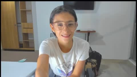 Snapshot of thedianakaro chatting on 12-29-24, 11:18 Diana online show from 12-29-24, 11:18