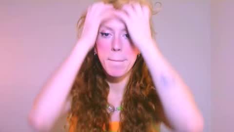 Snapshot of thedollxxxperience chatting on 12-22-25, 03:53 Yolanda online show from 12-22-25, 03:53