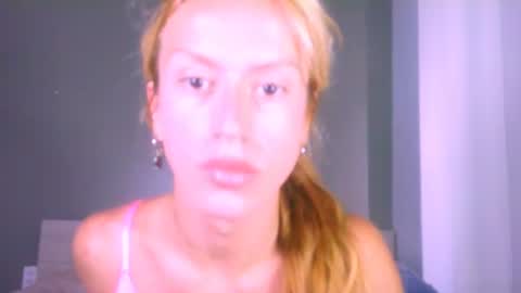 Yolanda online show from 07-05-26, 02:29