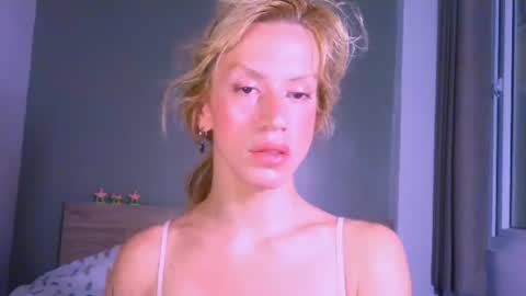 Yolanda online show from 08-01-26, 03:28