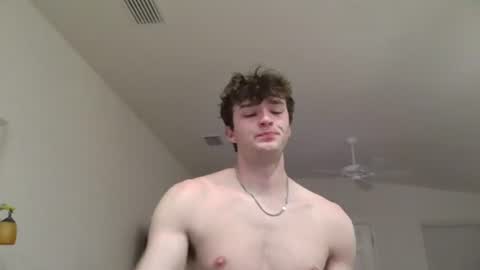 Snapshot of thedomman32 chatting on 07-08-26, 01:32 Dominick online show from 07-08-26, 01:32