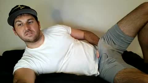 Snapshot of theetwohander chatting on 06-19-26, 03:00 Theetwohander online show from 06-19-26, 03:00