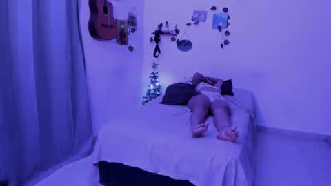 Ariamapola88 online show from 12-17-25, 06:52